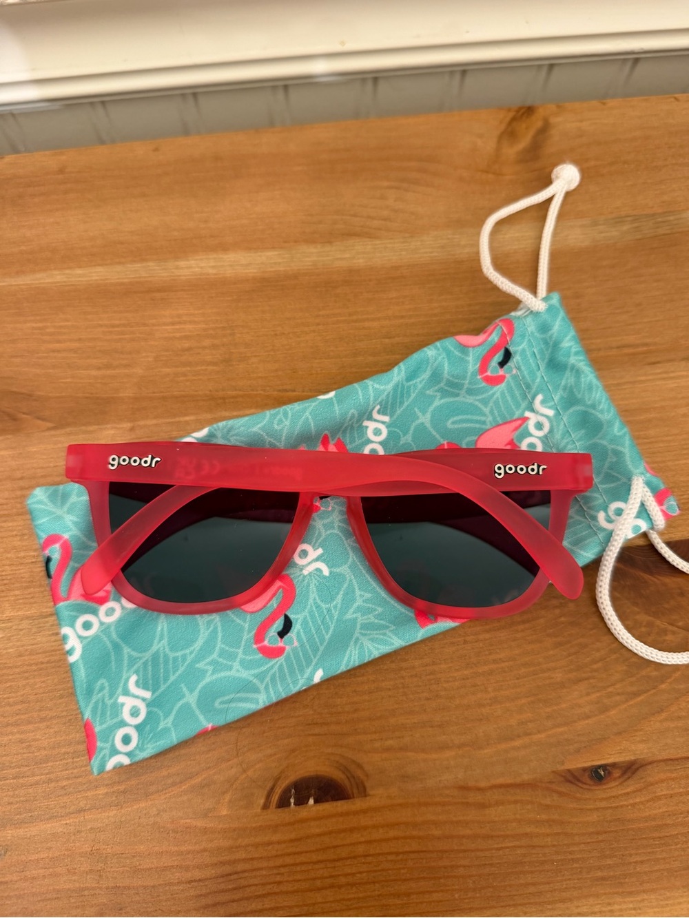 Goodr matte Pink Sunglasses with Blue Mirrored Lenses - Picture 2 of 2